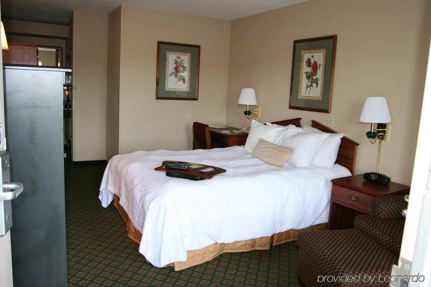 Motel 6 Fayetteville - I-95 Екстериор снимка